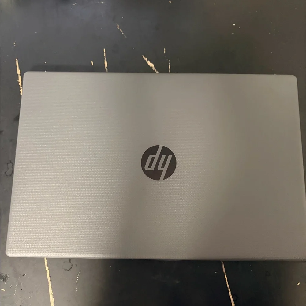 HP 225 G10 Laptop
